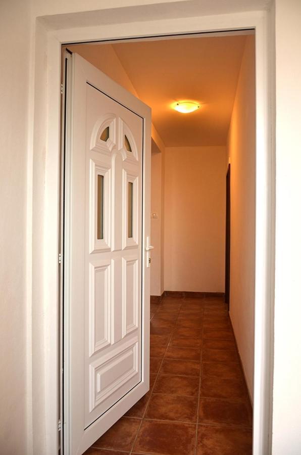 Apartments With A Parking Space Senj - 11520 Exterior foto